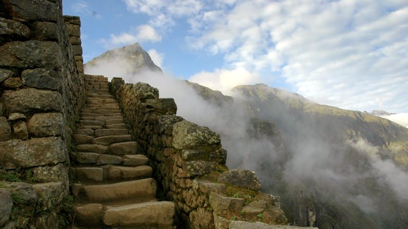 Hike to Machu Picchu Alongside the 6.270m High Salkantay Mountain in Peru (5 Days)